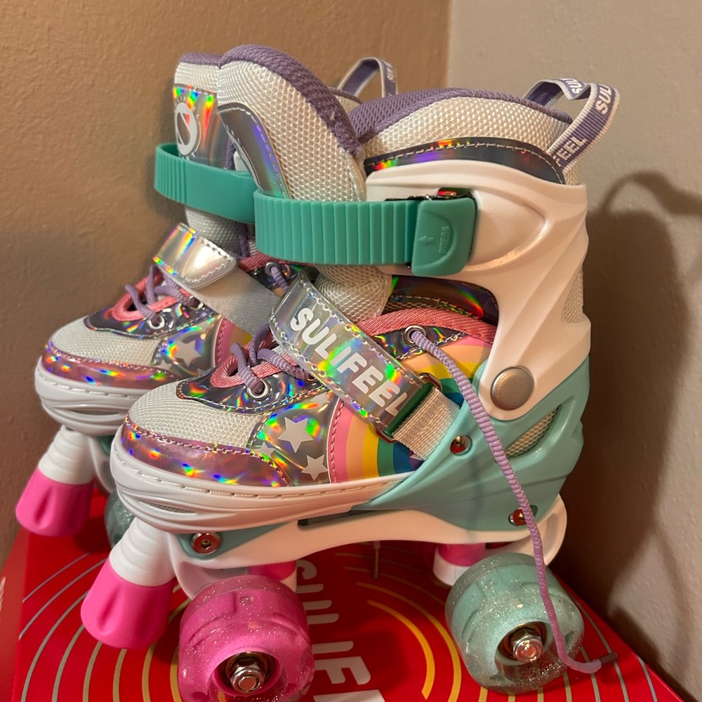 Girls Roller Skates - Rainbow Unicorn Adjustable Light up Roller Skates
